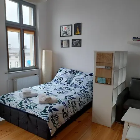 شقة Apartament Glogowska, Blisko Mtp, Klucz W Skrytce بوزنان