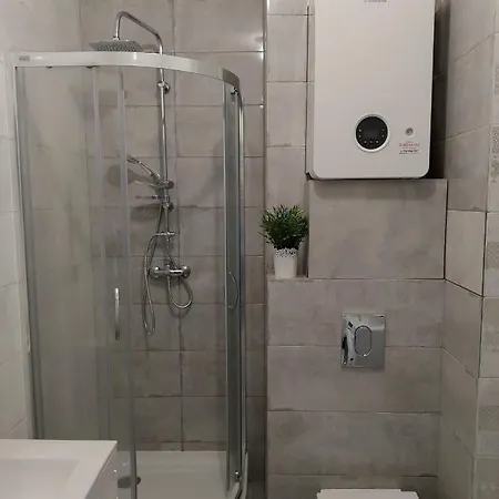 Apartament Glogowska, Blisko Mtp, Klucz W Skrytce شقة *